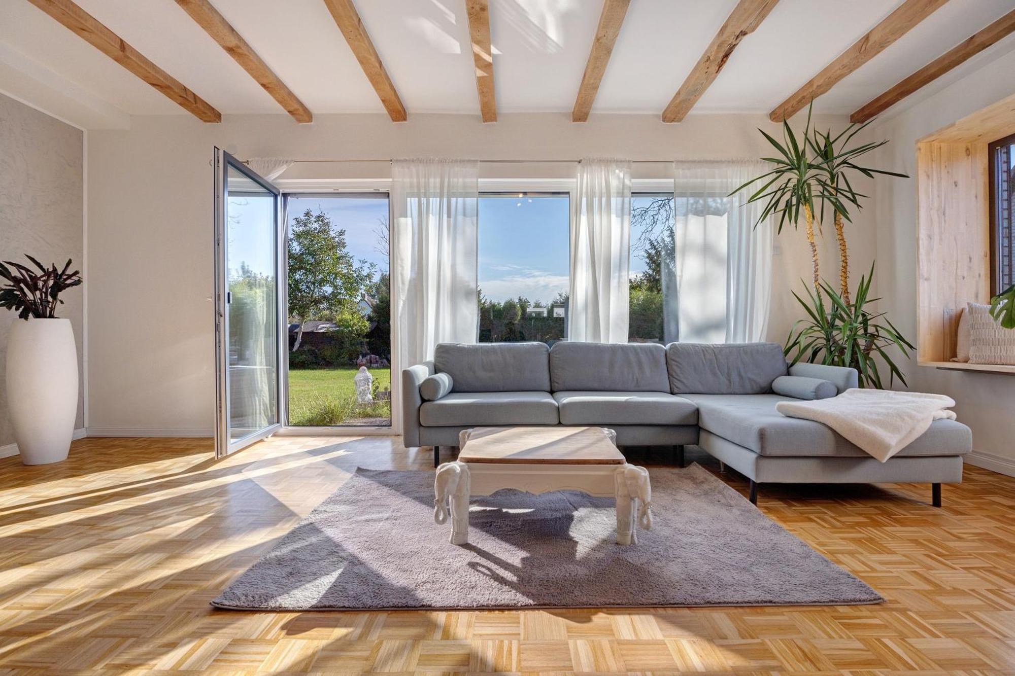 Villa Kokorey Halstenbek Buitenkant foto